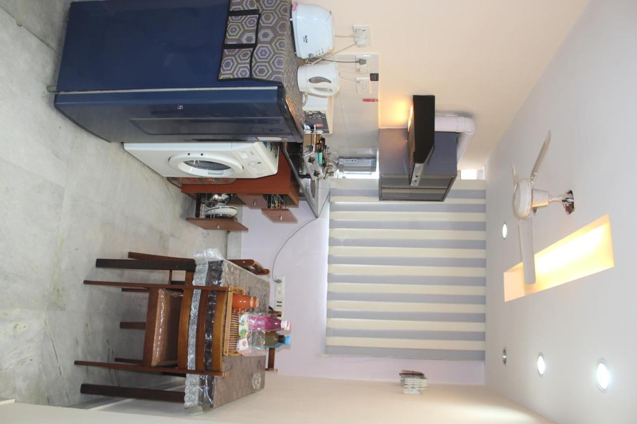 Service Apartments, Park Street, Calcutta Buitenkant foto