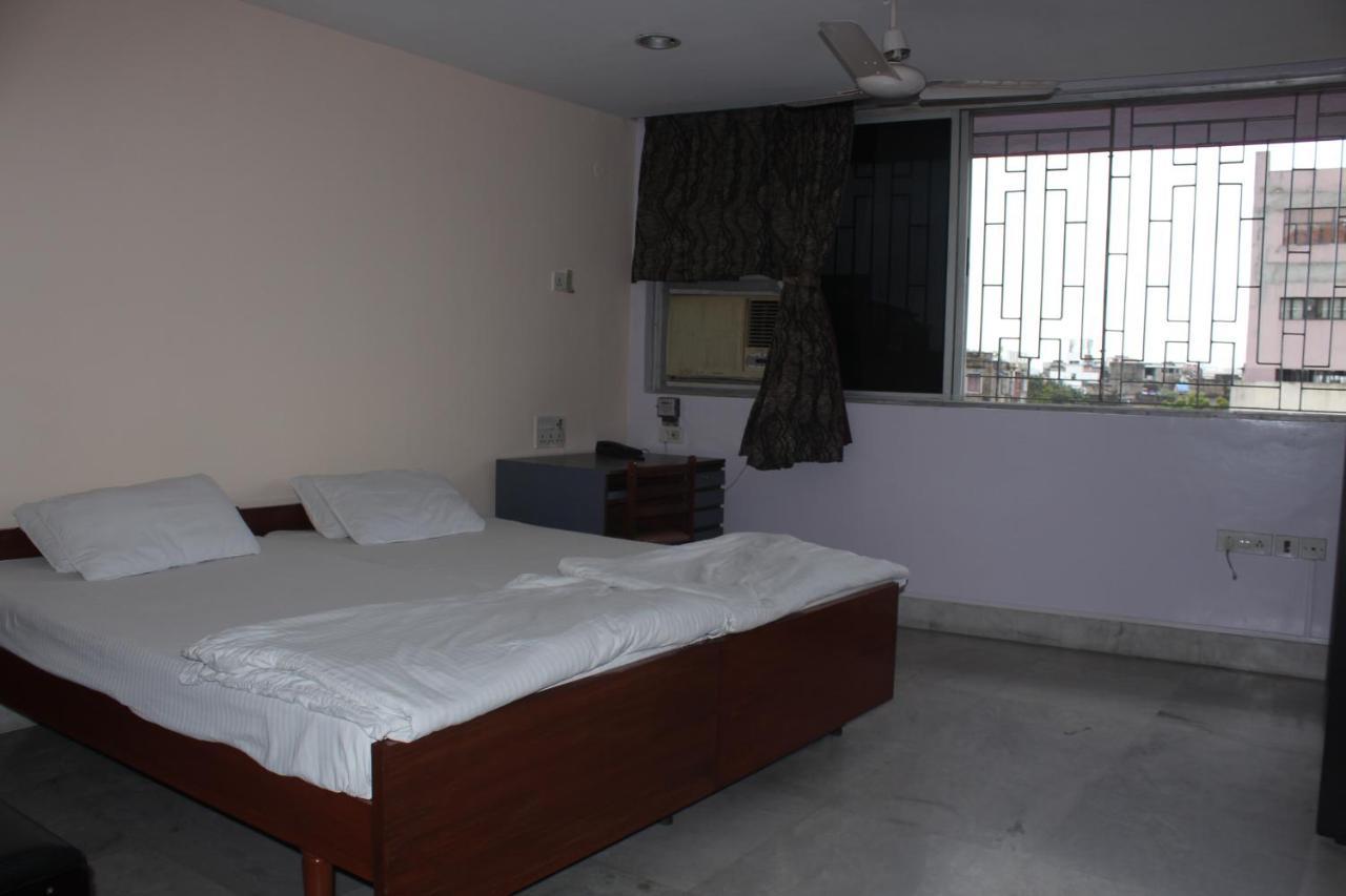 Service Apartments, Park Street, Calcutta Buitenkant foto