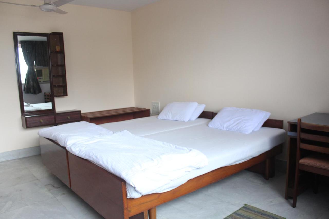 Service Apartments, Park Street, Calcutta Buitenkant foto
