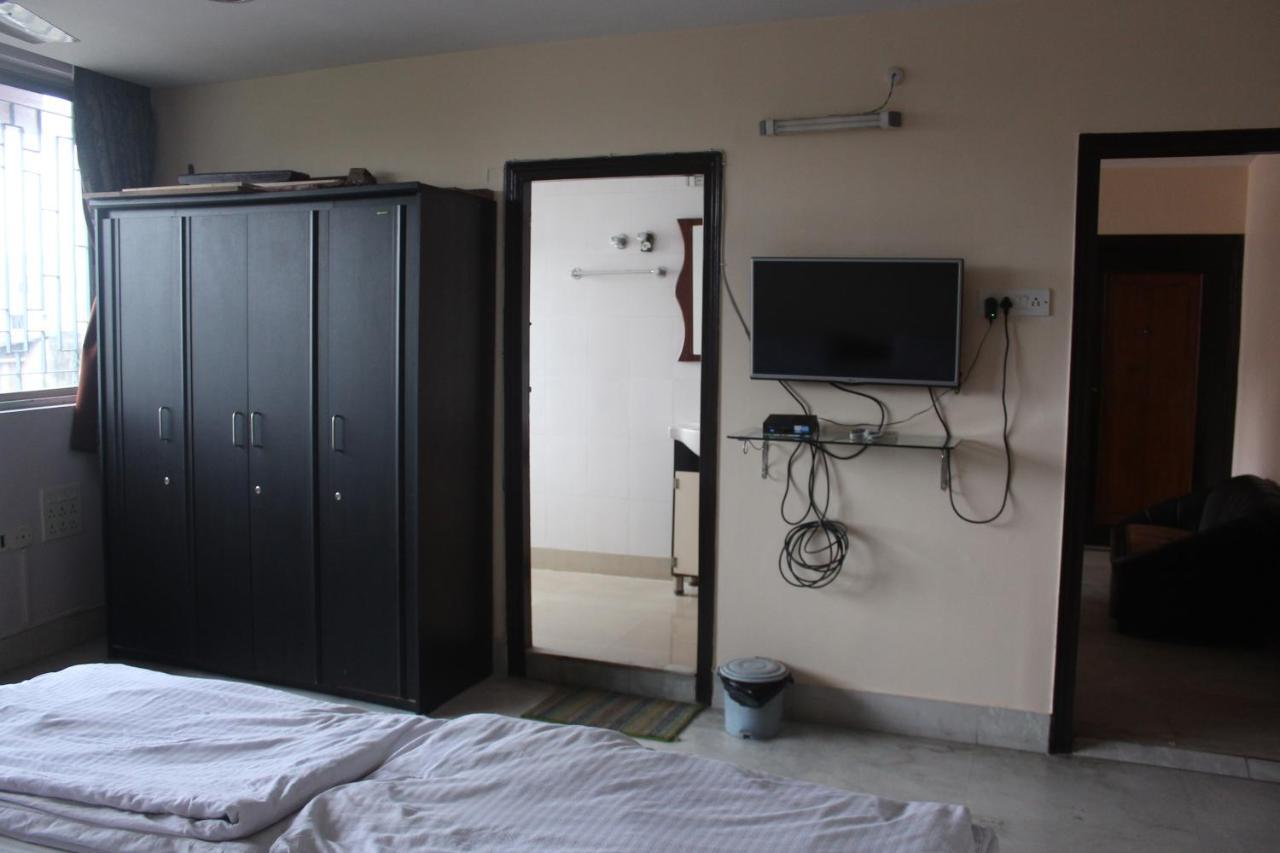 Service Apartments, Park Street, Calcutta Buitenkant foto