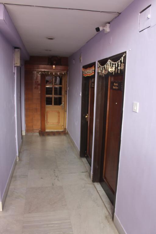 Service Apartments, Park Street, Calcutta Buitenkant foto