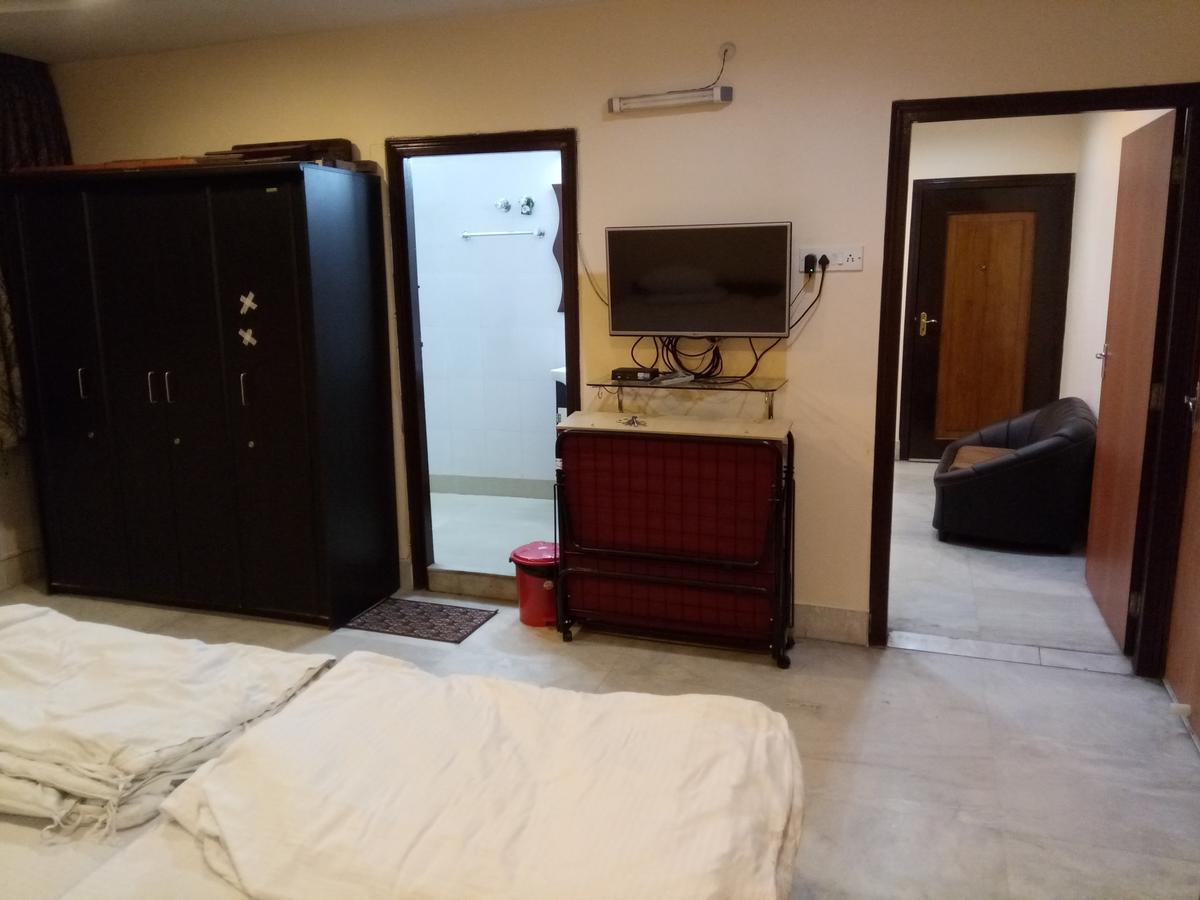 Service Apartments, Park Street, Calcutta Buitenkant foto