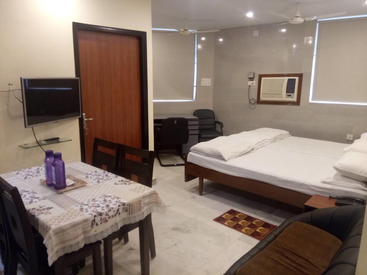 Service Apartments, Park Street, Calcutta Buitenkant foto