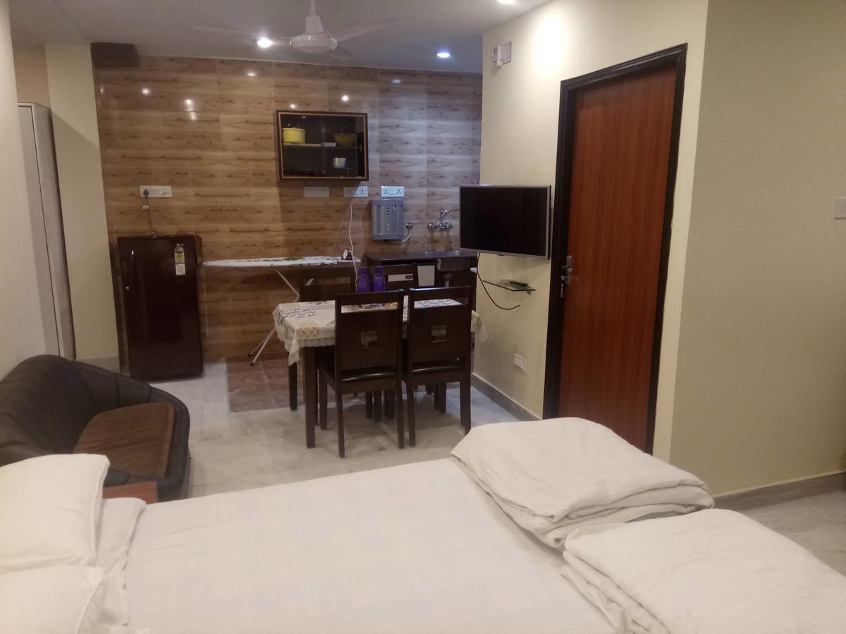 Service Apartments, Park Street, Calcutta Buitenkant foto